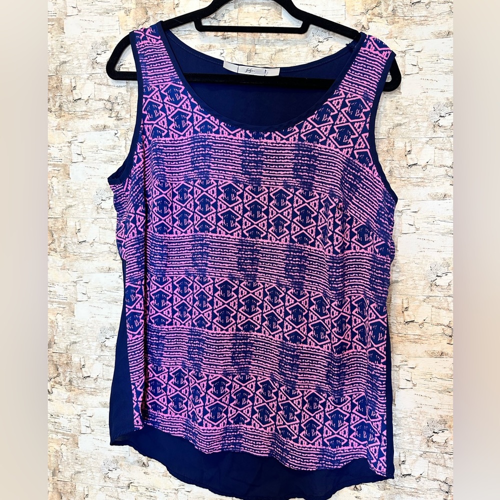 Women shirt size M